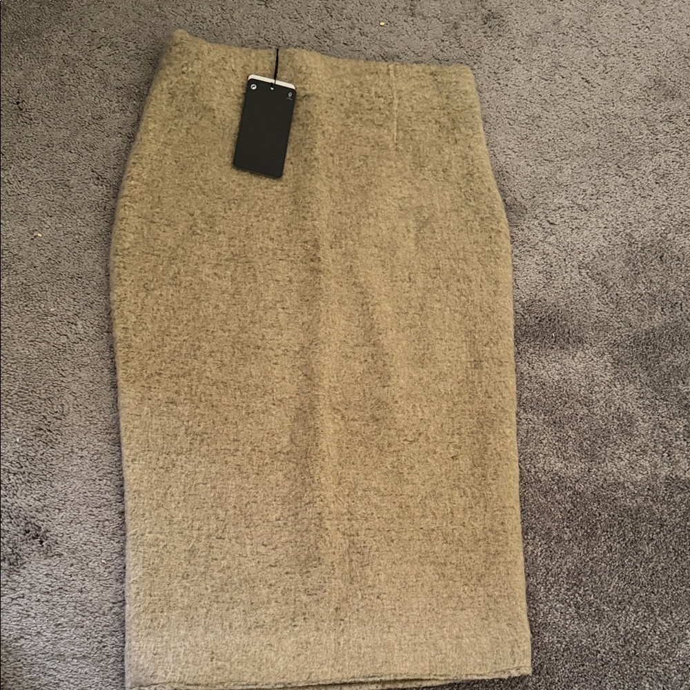 Zara Classic Beige Knit Pencil Skirt